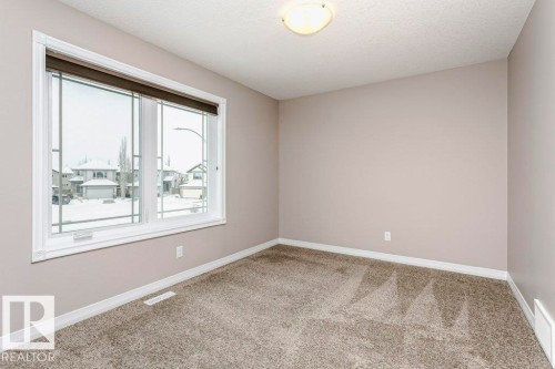 16861 58A Street Nw, Edmonton, AB - Indoor Photo Showing Other Room