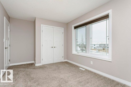 16861 58A Street Nw, Edmonton, AB - Indoor Photo Showing Other Room