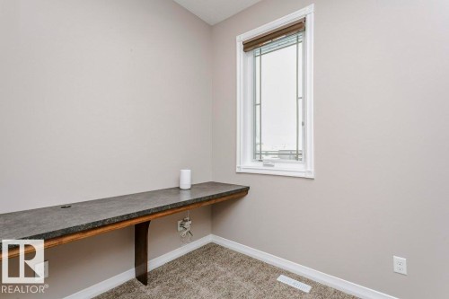 16861 58A Street Nw, Edmonton, AB - Indoor Photo Showing Other Room
