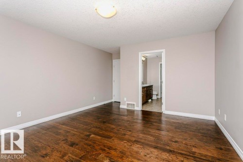 16861 58A Street Nw, Edmonton, AB - Indoor Photo Showing Other Room