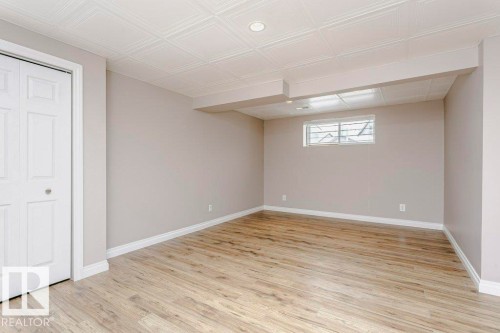 16861 58A Street Nw, Edmonton, AB - Indoor Photo Showing Other Room