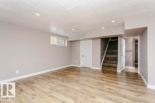 16861 58A Street Nw, Edmonton, AB - Indoor