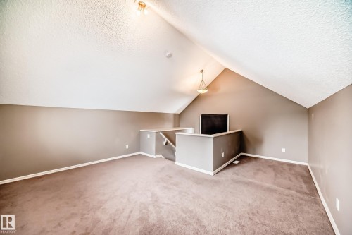4044 Alexander Way, Edmonton, AB - Indoor Photo Showing Other Room