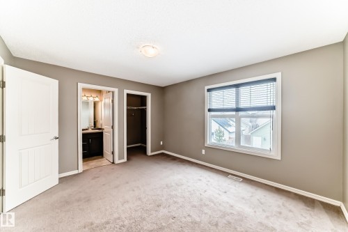 4044 Alexander Way, Edmonton, AB - Indoor Photo Showing Other Room