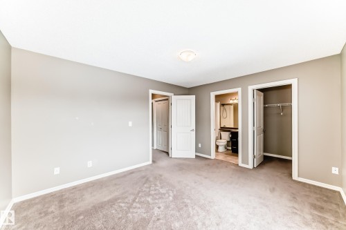 4044 Alexander Way, Edmonton, AB - Indoor Photo Showing Other Room