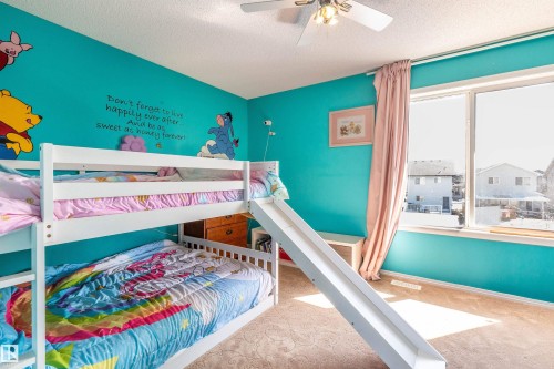 21313 60 Avenue, Edmonton, AB - Indoor Photo Showing Bedroom