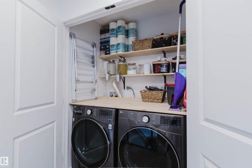 118 Secord Drive, Edmonton, AB - Indoor Photo Showing Laundry Room