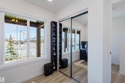 118 Secord Drive, Edmonton, AB - Indoor Photo Showing Other Room