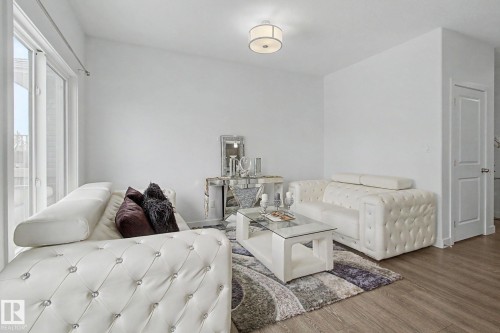 6313 Cartmell Road, Edmonton, AB - Indoor