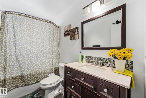 4808 21 Avenue, Edmonton, AB - Indoor Photo Showing Bathroom