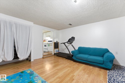 4808 21 Avenue, Edmonton, AB - Indoor