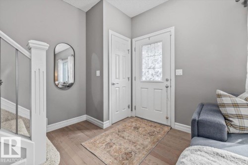 9 2003 Rabbit Hill Road, Edmonton, AB - Indoor Photo Showing Other Room