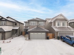 30 AUTUMNWOOD Crescent Spruce Grove, AB T7X 4R5