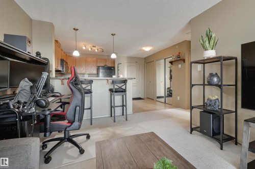 424 5951 165 Avenue, Edmonton, AB - Indoor Photo Showing Gym Room