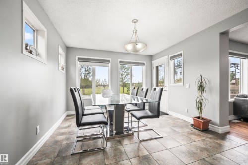 324 79 Street, Edmonton, AB - Indoor Photo Showing Dining Room