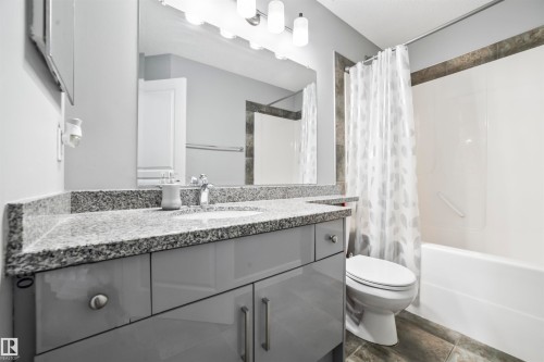 324 79 Street, Edmonton, AB - Indoor Photo Showing Bathroom