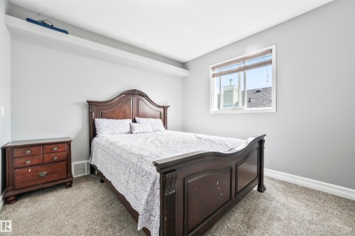 324 79 Street, Edmonton, AB - Indoor Photo Showing Bedroom