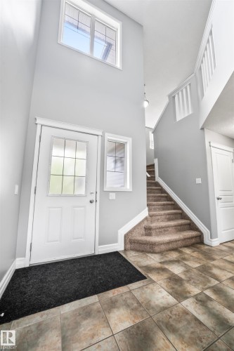 324 79 Street, Edmonton, AB - Indoor Photo Showing Other Room