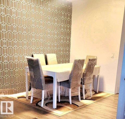 33 249 Edwards Drive, Edmonton, AB - Indoor