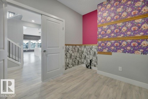1909 Davidson Wynd, Edmonton, AB - Indoor Photo Showing Other Room