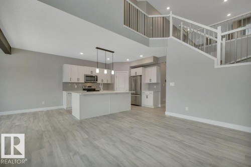 1909 Davidson Wynd, Edmonton, AB - Indoor Photo Showing Kitchen