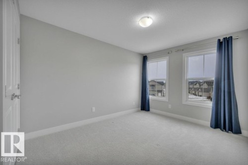 Virtually Staged (wallpaper digitally removed) - 1909 Davidson Wynd, Edmonton, AB - Indoor