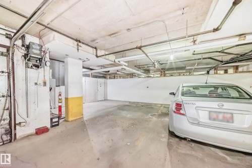 Image quality insufficient for description - 112 17150 94A Avenue, Edmonton, AB - Indoor Photo Showing Garage