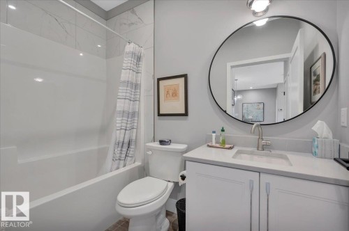 4 PC MAIN BATHROOM - 404 7463 May Common Nw, Edmonton, AB - Indoor Photo Showing Bathroom