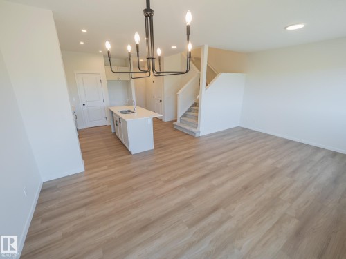 2515 211 Street, Edmonton, AB - Indoor Photo Showing Other Room