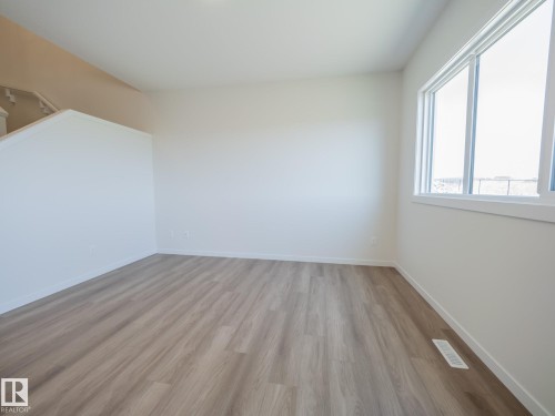 2515 211 Street, Edmonton, AB - Indoor Photo Showing Other Room