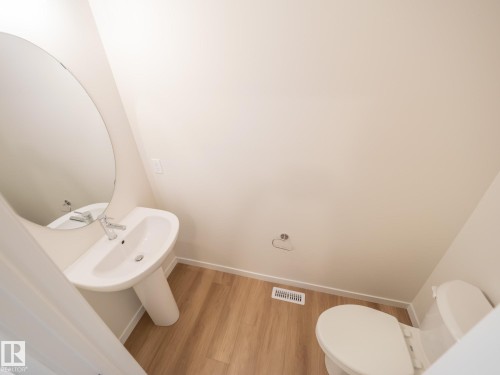 2515 211 Street, Edmonton, AB - Indoor Photo Showing Bathroom