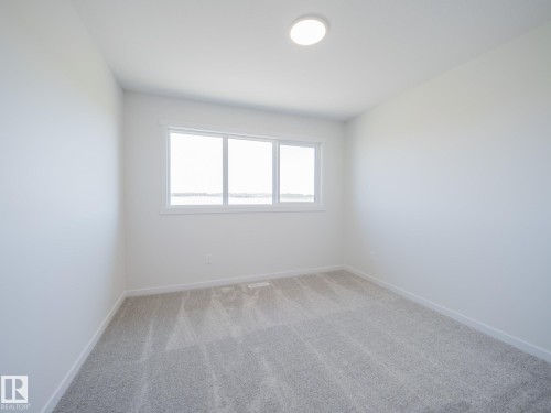 2515 211 Street, Edmonton, AB - Indoor Photo Showing Other Room