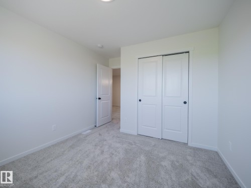 2515 211 Street, Edmonton, AB - Indoor Photo Showing Other Room