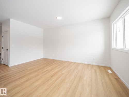 17331 2 Street, Edmonton, AB - Indoor Photo Showing Other Room