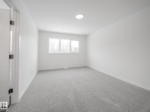 17331 2 Street, Edmonton, AB - Indoor Photo Showing Other Room
