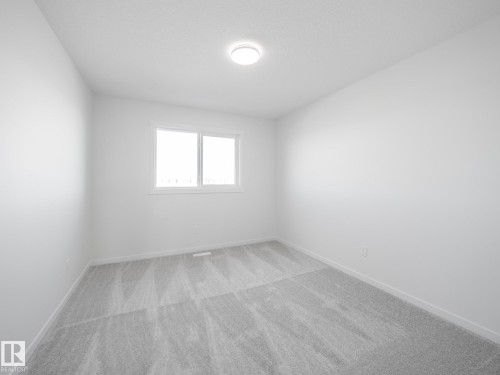 7005 176A Avenue, Edmonton, AB - Indoor Photo Showing Other Room