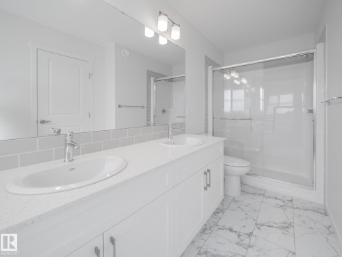 5 Emerson Landing, Spruce Grove, AB - Indoor Photo Showing Bathroom