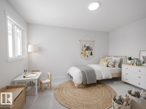 927 18 Avenue, Edmonton, AB - Indoor Photo Showing Bedroom