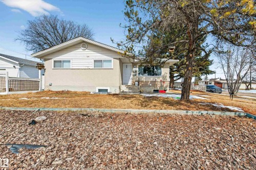 8704 136 Avenue  Edmonton, AB T5E 3E6