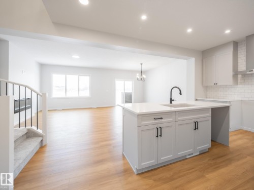 19430 22A Avenue, Edmonton, AB - Indoor Photo Showing Kitchen With Upgraded Kitchen