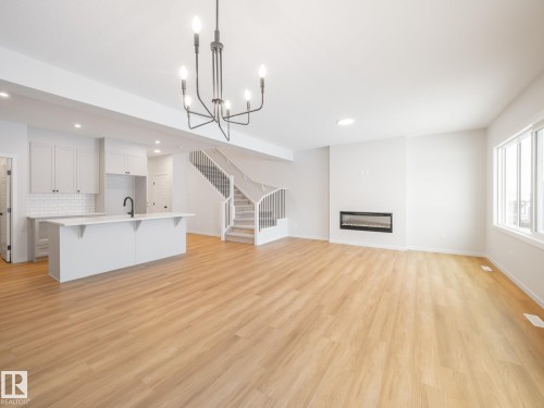 19430 22A Avenue, Edmonton, AB - Indoor