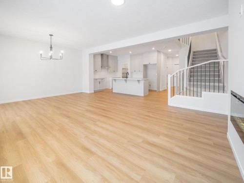 19430 22A Avenue, Edmonton, AB - Indoor