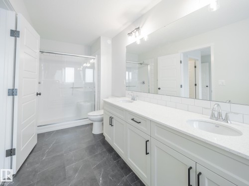 19430 22A Avenue, Edmonton, AB - Indoor Photo Showing Bathroom