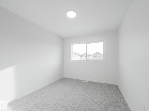 1082 Mcleod Avenue, Spruce Grove, AB - Indoor Photo Showing Other Room