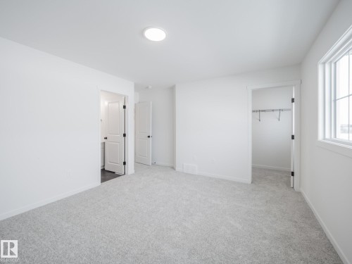 631 173 Avenue, Edmonton, AB - Indoor Photo Showing Other Room