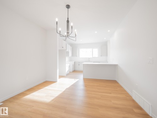 19608 30 Avenue, Edmonton, AB - Indoor