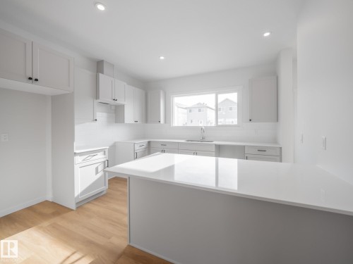 19608 30 Avenue, Edmonton, AB - Indoor Photo Showing Kitchen