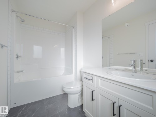 19604 30 Avenue, Edmonton, AB - Indoor Photo Showing Bathroom