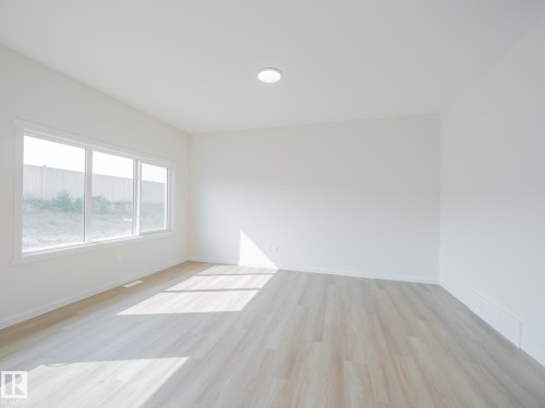 2 Elis Link, Spruce Grove, AB - Indoor Photo Showing Other Room