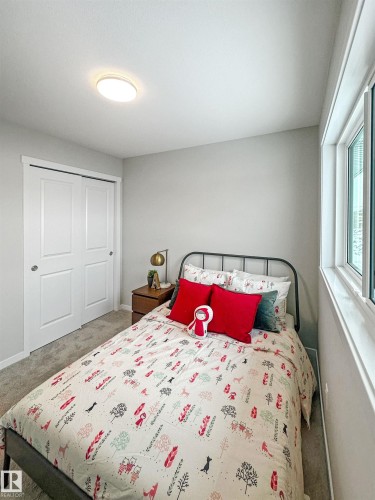 69 Raspberry Road, St. Albert, AB - Indoor Photo Showing Bedroom